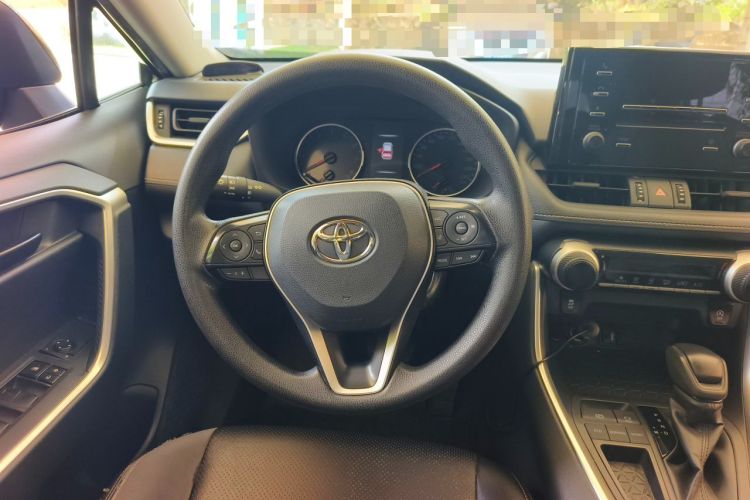 Used Toyota RAV4 2020 2.0L CVT Two-Wheel Drive Urban Edition Steering Wheel