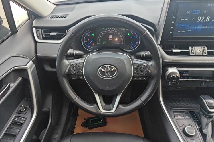 Used Toyota RAV4 2020 Dual-Engine 2.5L E-CVT 4x4 Elite PLUS Edition Steering Wheel
