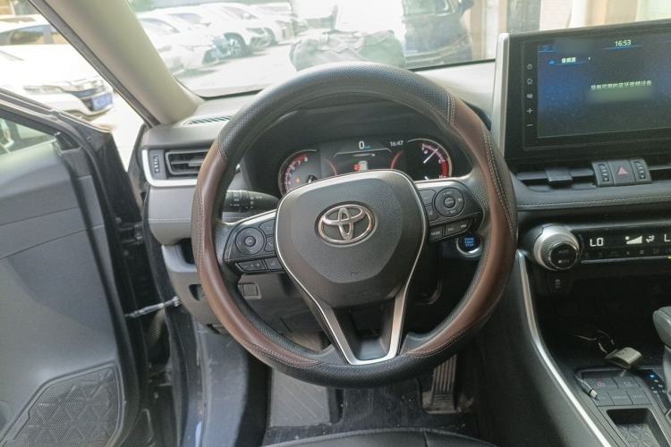 Used Toyota RAV4 2020 2.0L CVT Two-Wheel Drive Fashion Edition Steering Wheel