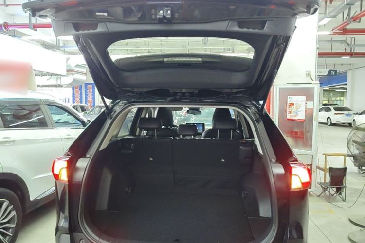Used Toyota RAV4 2020 2.0L CVT Two-Wheel Drive Fashion Edition Trunk