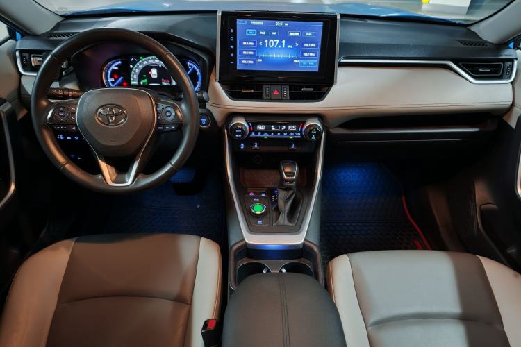 Used Toyota RAV4 2020 Dual-Motor 2.5L E-CVT Four-Wheel Drive Flagship Edition Center Console