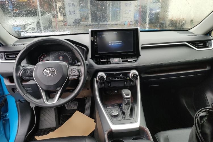 Used Toyota RAV4 2020 2.0L CVT Four-Wheel Drive Prestige Edition Center Console