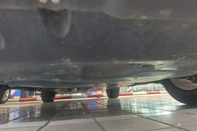 Used Toyota RAV4 2020 2.0L CVT Four-Wheel Drive Prestige Edition Chassis Front