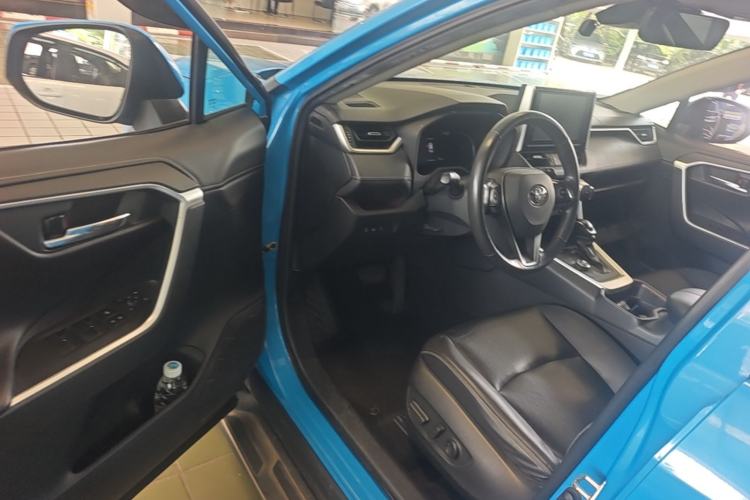 Used Toyota RAV4 2020 2.0L CVT Four-Wheel Drive Prestige Edition Driver Seat