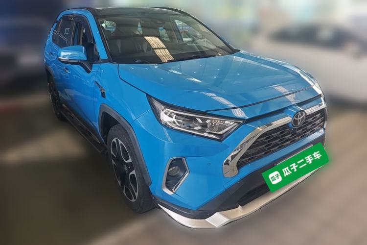 Used Toyota RAV4 2020 2.0L CVT Four-Wheel Drive Prestige Edition Front Right 45 Deg