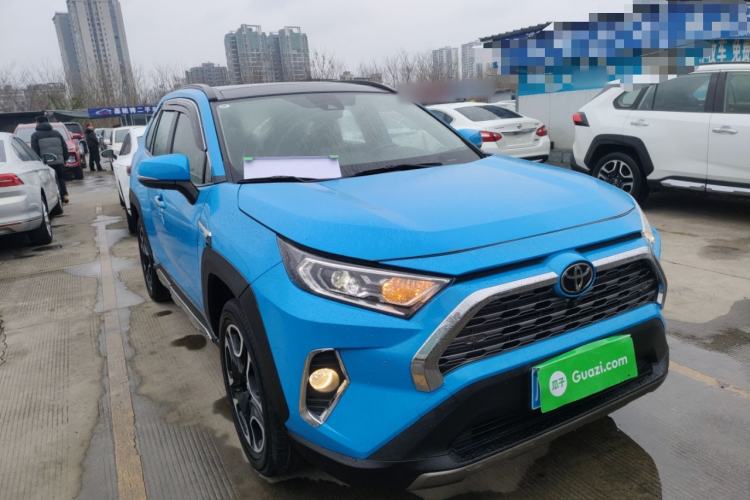 Used Toyota RAV4 2020 2.0L CVT Four-Wheel Drive Prestige Edition Front Right 45 Deg