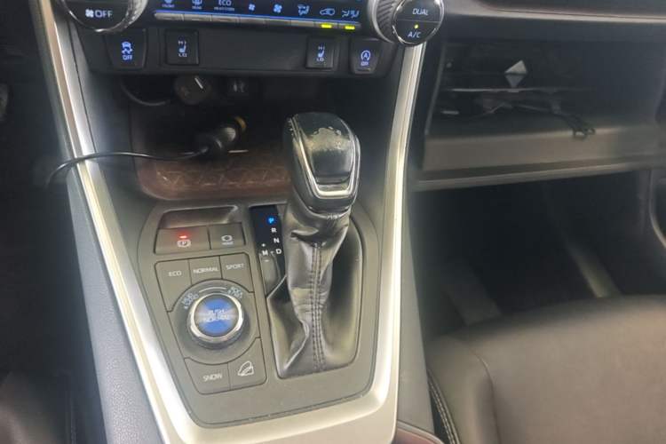 Used Toyota RAV4 2020 2.0L CVT Four-Wheel Drive Prestige Edition Gear Lever