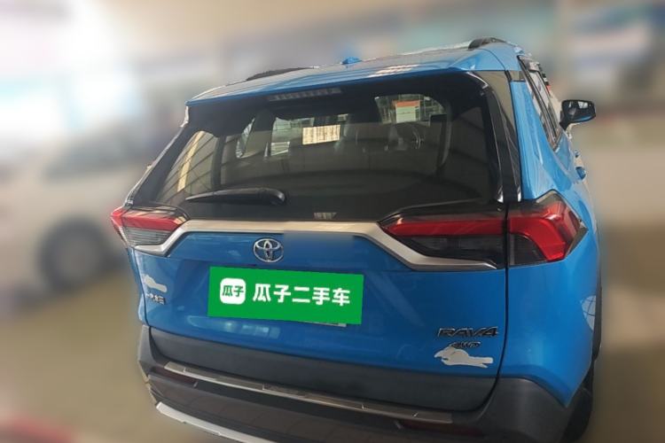 Used Toyota RAV4 2020 2.0L CVT Four-Wheel Drive Prestige Edition Rear