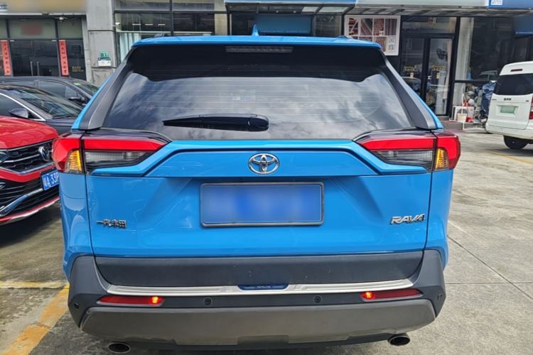Used Toyota RAV4 2020 2.0L CVT Two-Wheel Drive Fashion Edition Rear