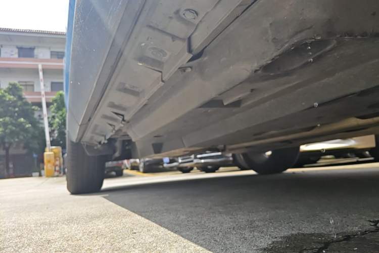 Used Toyota RAV4 2020 2.0L CVT Two-Wheel Drive Fashion Edition Right Side Sill