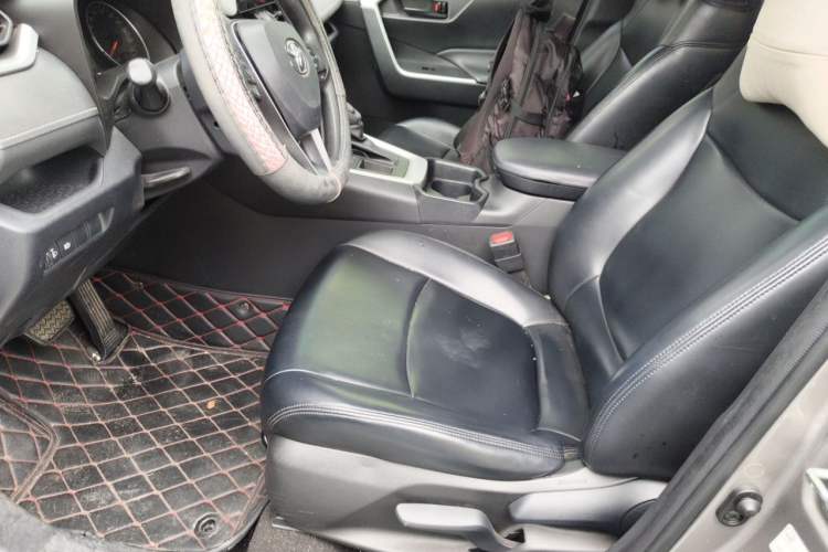 Used Toyota RAV4 2020 2.0L CVT Two-Wheel Drive Urban Edition Left Front Seat