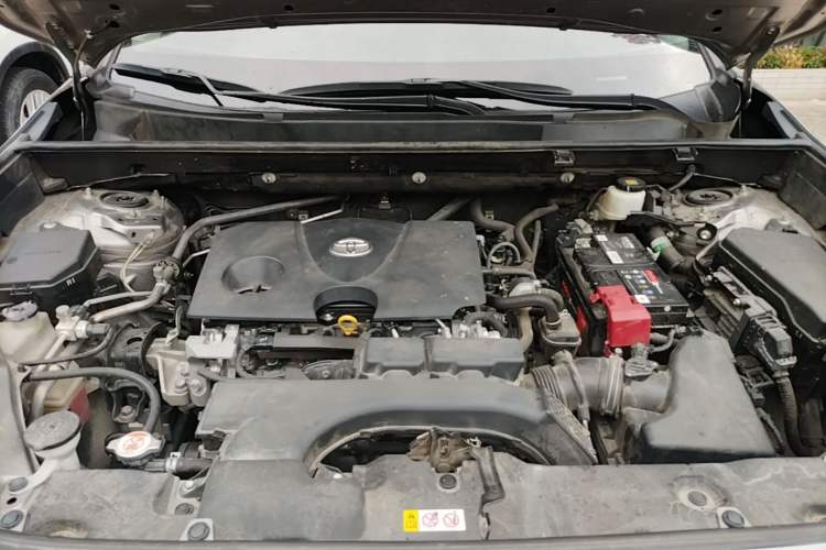 Used Toyota RAV4 2020 2.0L CVT Two-Wheel Drive Prestige Edition Engine Bay