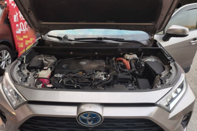 Used Toyota RAV4 2020 Dual-Engine 2.5L E-CVT 4x4 Elite PLUS Edition Engine Bay