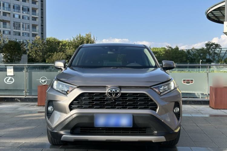 Used Toyota RAV4 2020 2.0L CVT Two-Wheel Drive Fashion Edition Exterior 5