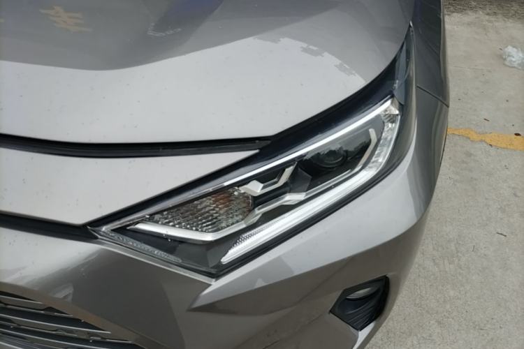 Used Toyota RAV4 2020 2.0L CVT Two-Wheel Drive Prestige Edition Left Front Headlight