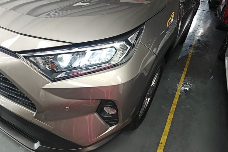 Used Toyota RAV4 2020 2.0L CVT Two-Wheel Drive Fashion Edition Left Front Headlight