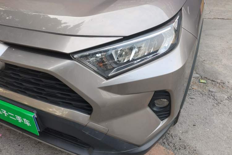 Used Toyota RAV4 2020 Dual-Engine 2.5L E-CVT 4x4 Elite PLUS Edition Left Front Headlight