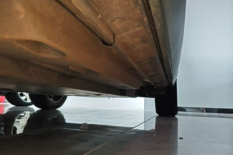 Used Toyota RAV4 2020 2.0L CVT Two-Wheel Drive Fashion Edition Left Side Sill