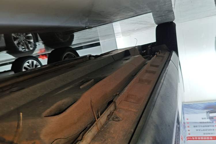 Used Toyota RAV4 2020 2.0L CVT Two-Wheel Drive Fashion Edition Right Side Sill