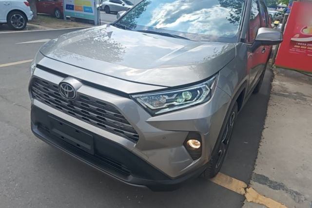 Used Toyota RAV4 2020 2.0L CVT Four-Wheel Drive Prestige Edition