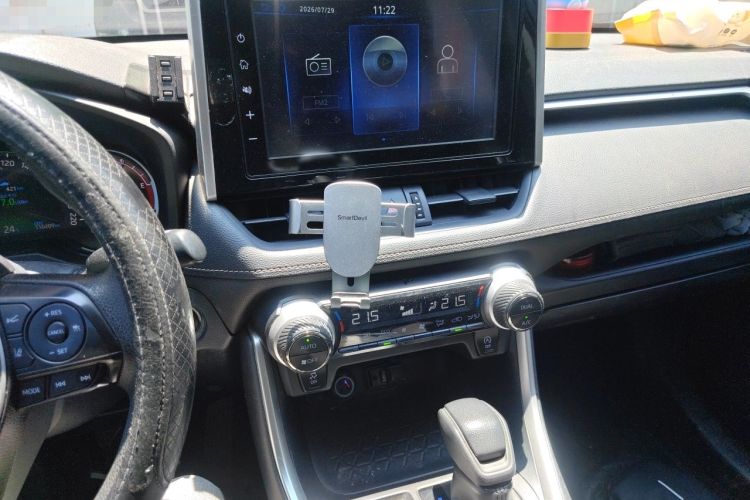Used Toyota RAV4 2020 2.0L CVT Two-Wheel Drive Fashion Edition Audio And AC Panel