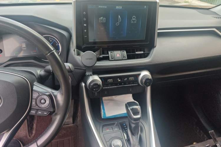 Used Toyota RAV4 2020 Dual-Motor 2.5L E-CVT Four-Wheel Drive Flagship Edition Audio And AC Panel