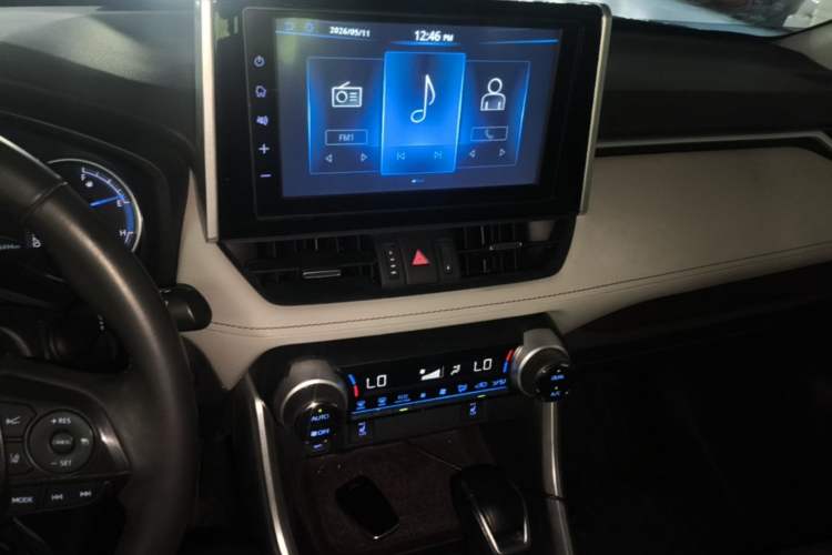 Used Toyota RAV4 2020 Dual-Motor 2.5L E-CVT Four-Wheel Drive Flagship Edition Audio And AC Panel