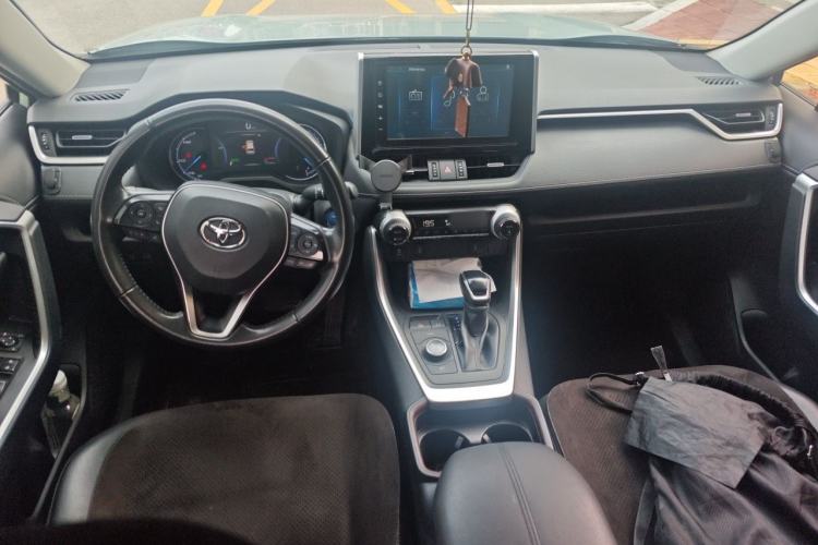Used Toyota RAV4 2020 Dual-Motor 2.5L E-CVT Four-Wheel Drive Flagship Edition Center Console