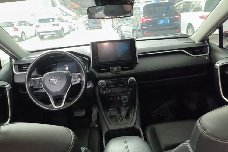 Used Toyota RAV4 2020 2.0L CVT Two-Wheel Drive Prestige Edition Center Console