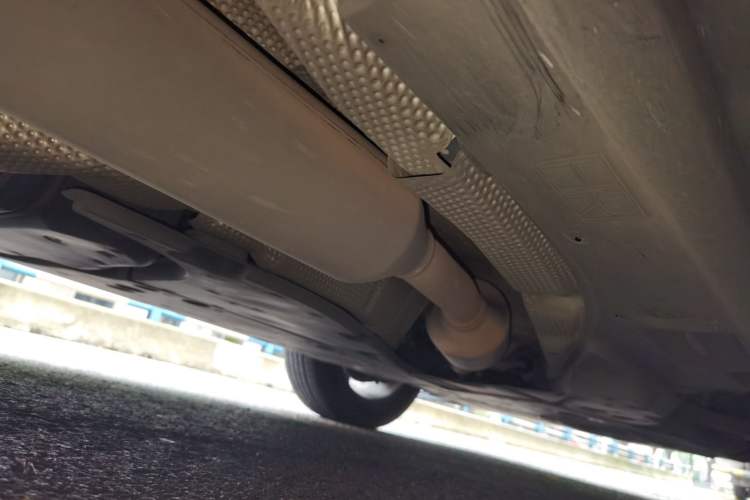 Used Toyota RAV4 2020 Dual-Engine 2.5L E-CVT Two-Wheel Drive Elite Edition Chassis Front Right