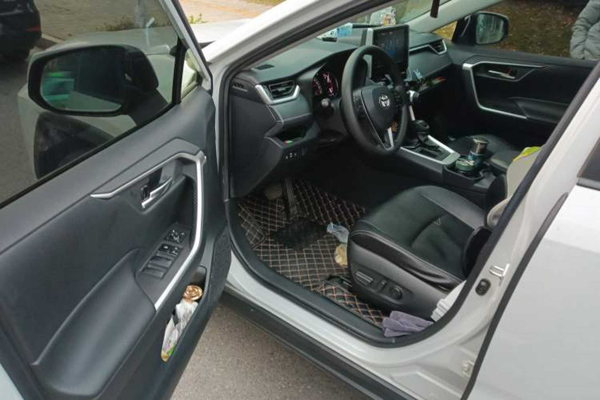 Used Toyota RAV4 2020 2.0L CVT Two-Wheel Drive Fashion Edition Driver Seat