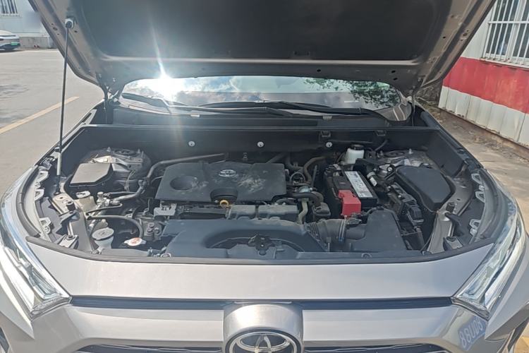 Used Toyota RAV4 2020 2.0L CVT Four-Wheel Drive Prestige Edition Engine Bay