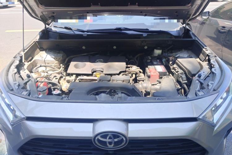 Used Toyota RAV4 2020 2.0L CVT Two-Wheel Drive Fashion Edition Engine Bay