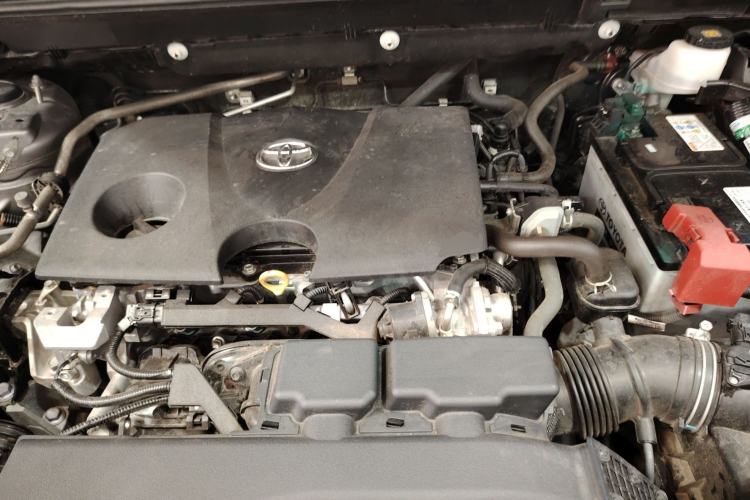 Used Toyota RAV4 2020 2.0L CVT Two-Wheel Drive Fashion Edition Engine Bay