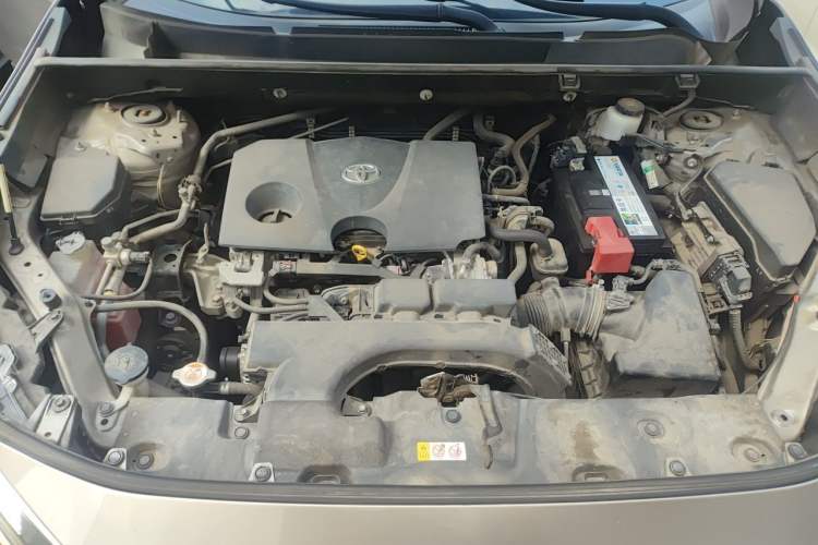 Used Toyota RAV4 2020 2.0L CVT Two-Wheel Drive Prestige Edition Engine Bay
