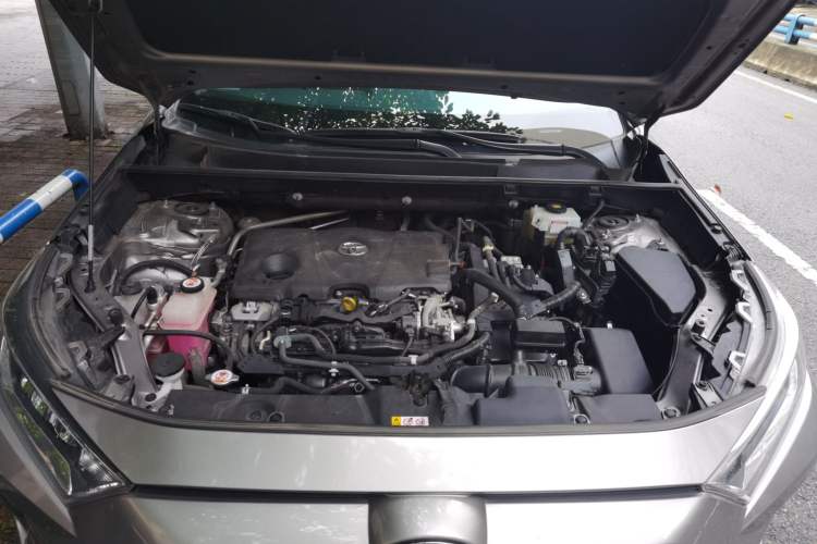 Used Toyota RAV4 2020 Dual-Engine 2.5L E-CVT Two-Wheel Drive Elite Edition Engine Bay