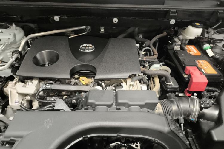 Used Toyota RAV4 2020 2.0L CVT Two-Wheel Drive Fashion Edition Engine Bay