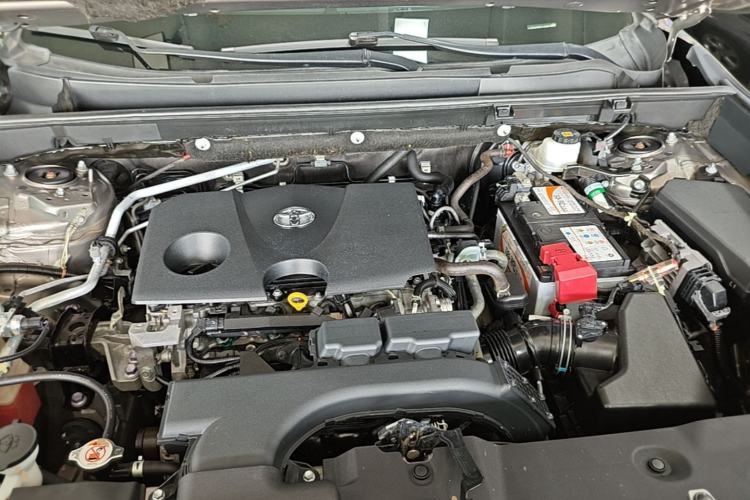 Used Toyota RAV4 2020 2.0L CVT 4x4 Trend Edition Engine Bay