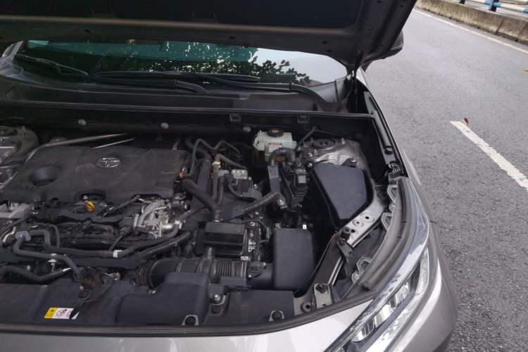 Used Toyota RAV4 2020 Dual-Engine 2.5L E-CVT Two-Wheel Drive Elite Edition Engine Bay Left