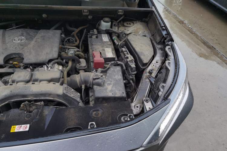 Used Toyota RAV4 2020 2.0L CVT Two-Wheel Drive Fashion PLUS Edition Engine Bay Left