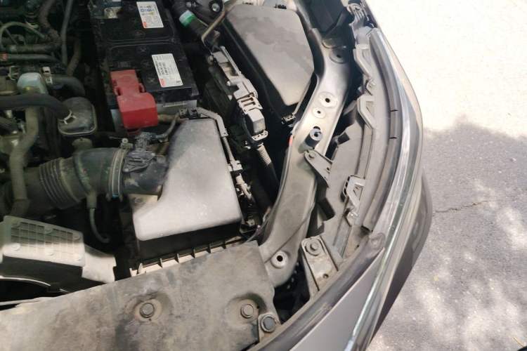 Used Toyota RAV4 2020 2.0L CVT Two-Wheel Drive Fashion PLUS Edition Engine Bay Left