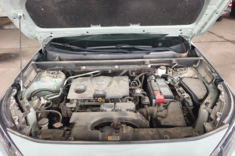 Used Toyota RAV4 2020 2.0L CVT 4x4 Trend Edition Engine Bay