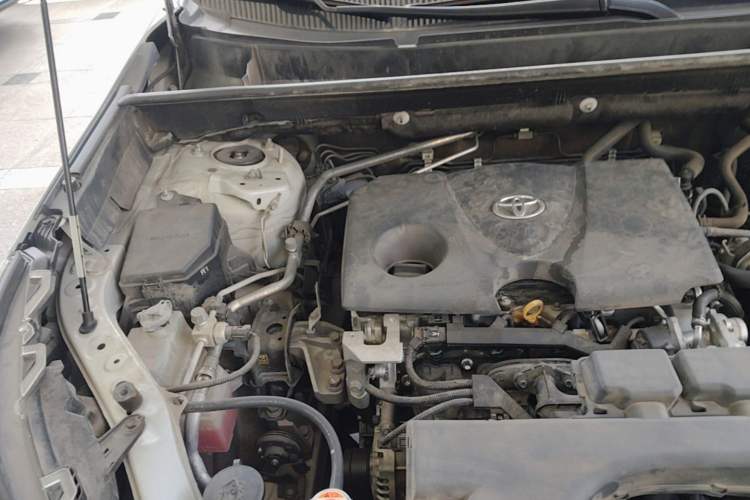 Used Toyota RAV4 2020 2.0L CVT Two-Wheel Drive Prestige Edition Engine Bay Right