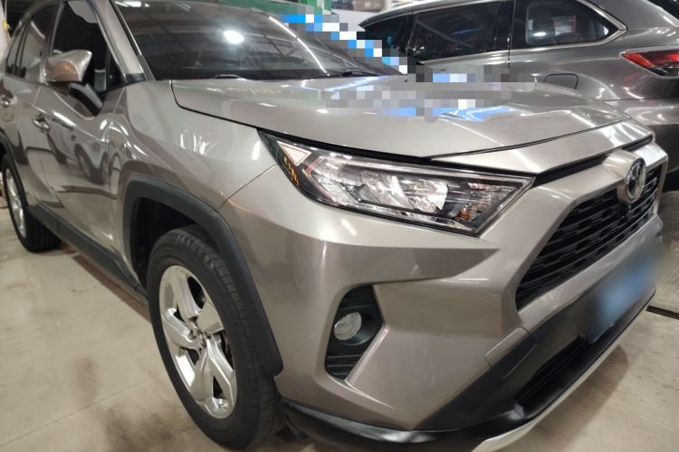 Used Toyota RAV4 2020 2.0L CVT Two-Wheel Drive Fashion Edition Exterior 1