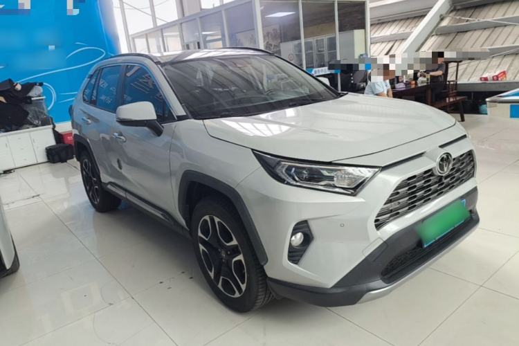 Used Toyota RAV4 2020 2.0L CVT Two-Wheel Drive Prestige Edition Exterior 1