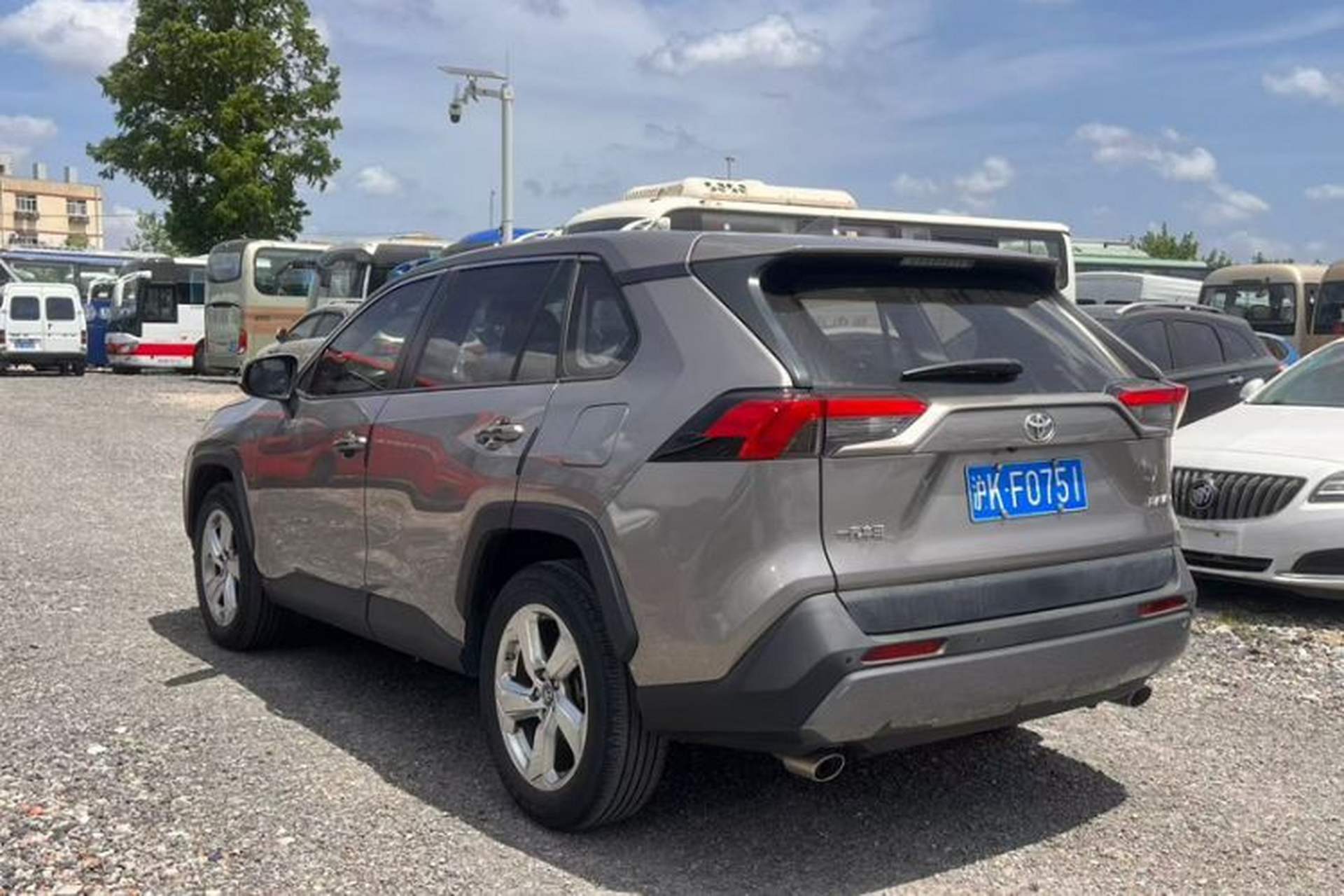 Used Toyota RAV4 2020 2.0L CVT Two-Wheel Drive Fashion PLUS Edition Exterior 10