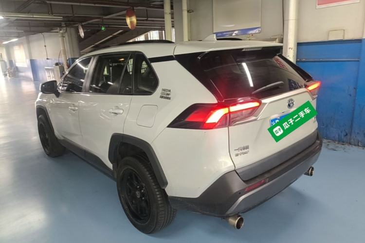 Used Toyota RAV4 2020 Dual-Motor 2.5L E-CVT Four-Wheel Drive Flagship Edition Exterior 2