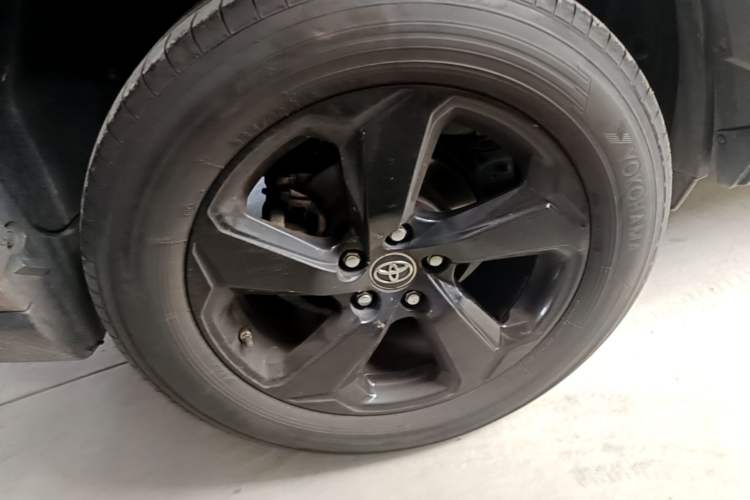 Used Toyota RAV4 2020 Dual-Engine 2.5L E-CVT 4x4 Elite PLUS Edition Exterior 5