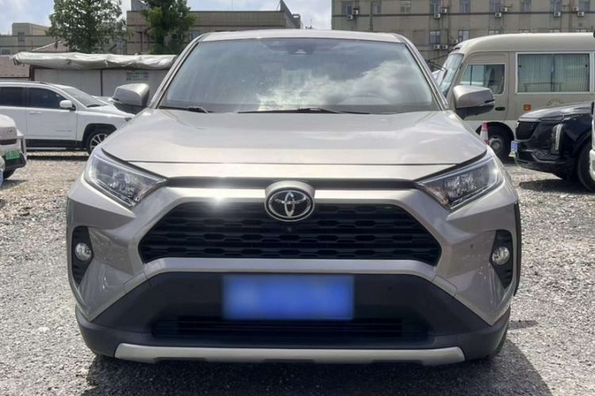 Used Toyota RAV4 2020 2.0L CVT Two-Wheel Drive Fashion PLUS Edition Exterior 6