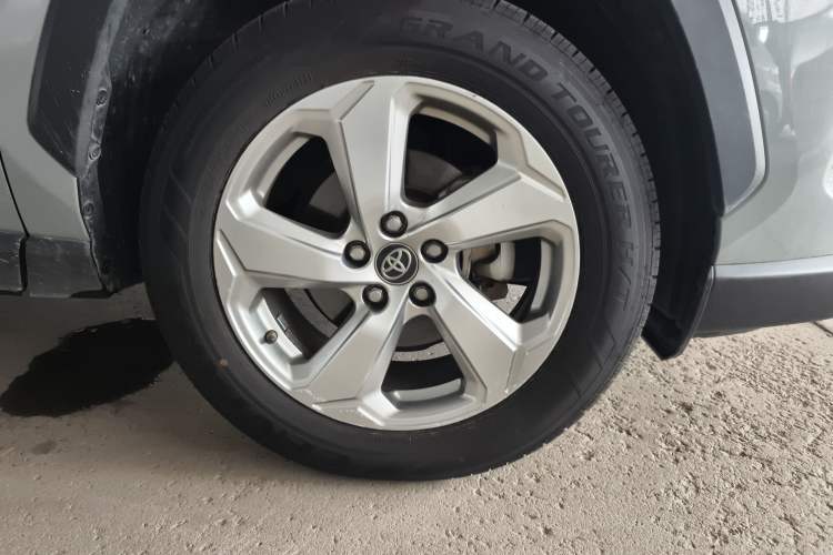 Used Toyota RAV4 2020 2.0L CVT 4x4 Trend Edition Exterior 7
